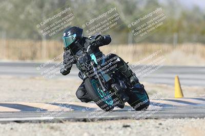 media/Dec-01-2025-Moto Forza (Mon) [[2daa91e15f]]/2-Intermediate Group/Session 3 (Turn 3)/